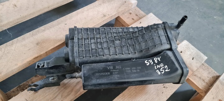 S3 8Y A3 Kohlenstofffilter des Kraftstoffsbehälters 2.0 TFSI 5WA201801 5Q0196D