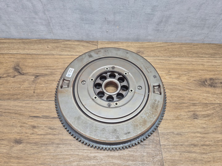 BMW F30 G20 G21 G30 G31 G01 LCI Schwungrad Reifen Rad schwungscheibe schwungrad B48 2.0i 8690203
