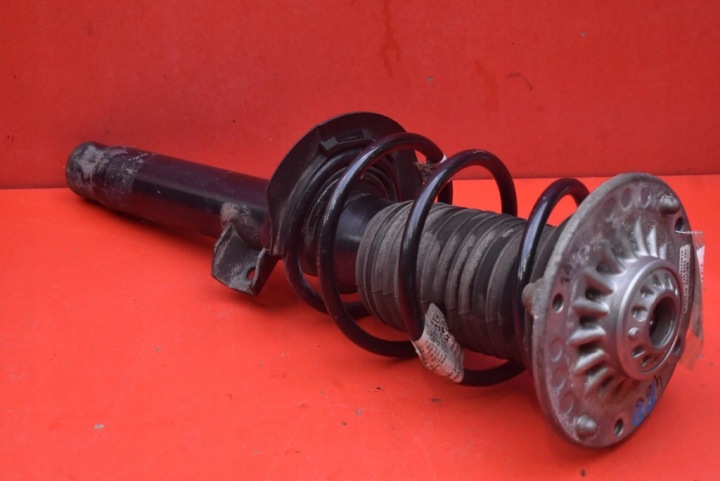 shock absorber right front 6865128-01 BMW F20 1.6 D 116 KM 11-15