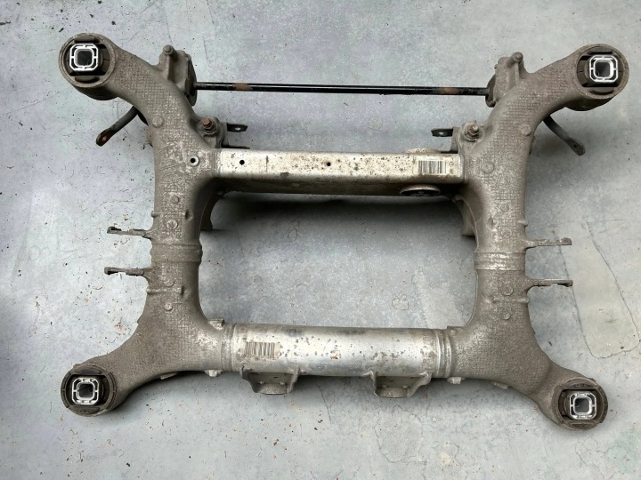 Achsträger hinten BMW F11 2013 6799103