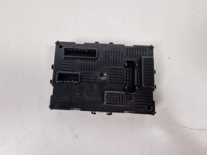NISSAN skříňka BSM řídící jednotka komfortu BCM 284B2EM03B