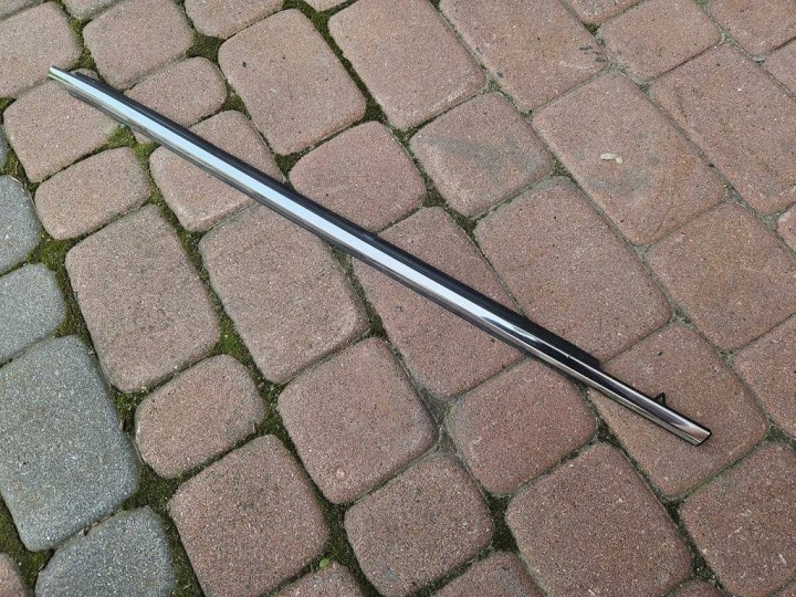 Leiste Schutzleiste zgarniacz Fenster Tür heck hinten links chrom Toyota Camry VIII XV70