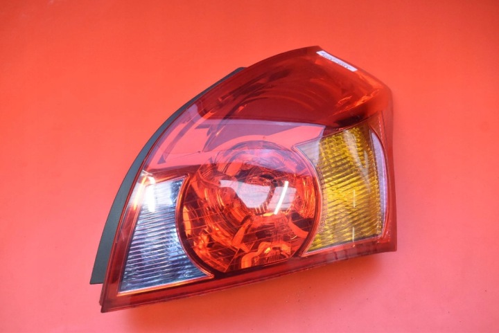 light right rear part rear 92402-1H5 KIA CEED 1 and 3D HB 07-10