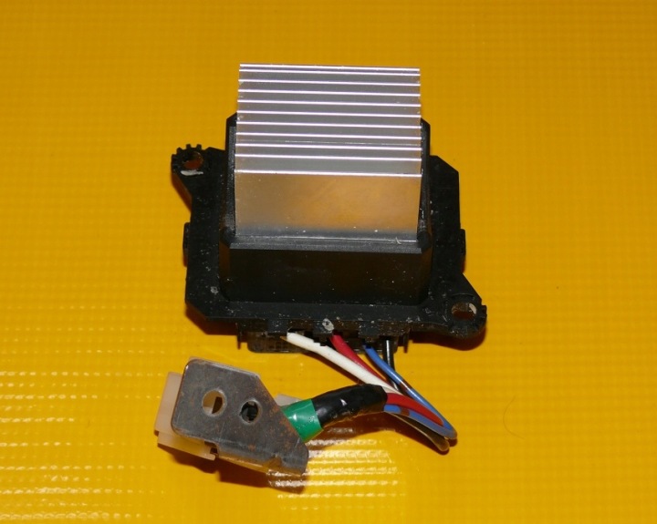 resistenza riscaldamento bocchette SUBARU IMPREZA III 3 XV HB T001553N-B04