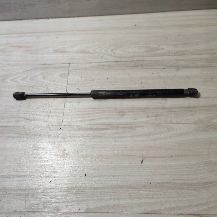 Vérins de coffre hayon du capot Porte coffre hayon Arrière Bouche buse Gauche Hyundai i20 81770C8010