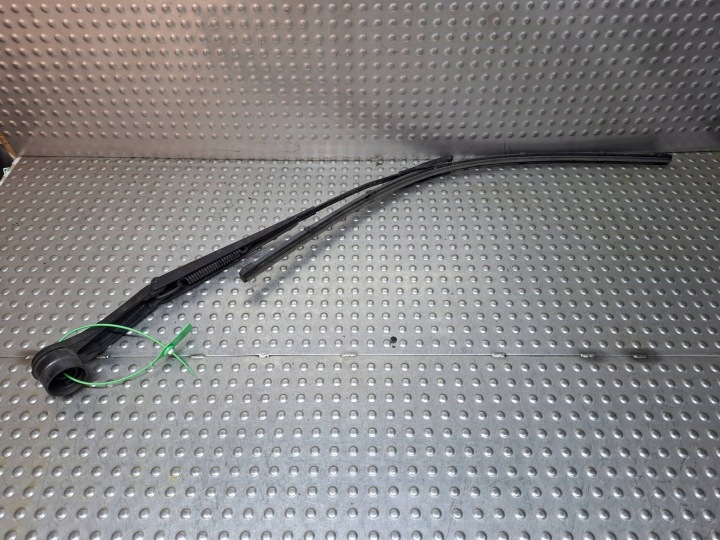 wischerarm PIORO des Scheibenwischers links EUROPA AV11-17526-AE FORD B-MAX