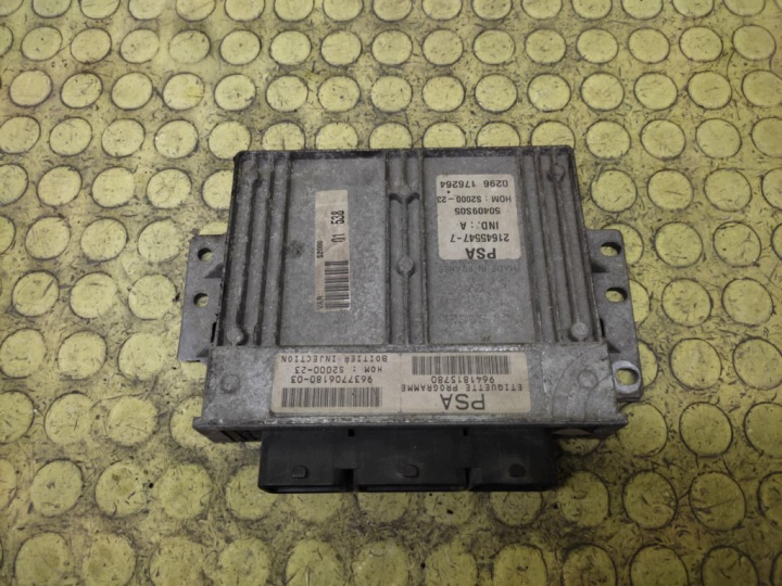 PEUGEOT 206 Bedienteil DES MOTORS 9641815780