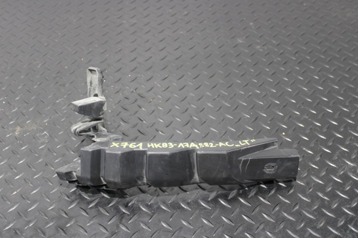 STOSSSTANGENHALTERUNG HALTER DER STOSSSTANGE LINKS HECK JAGUAR F-PACE X761 HK83-17A882-AC
