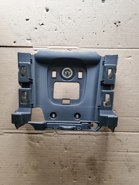 poklopač zaštita konzoli adapter 12V armature MINI COOPER F57 F55 F56 OE EU
