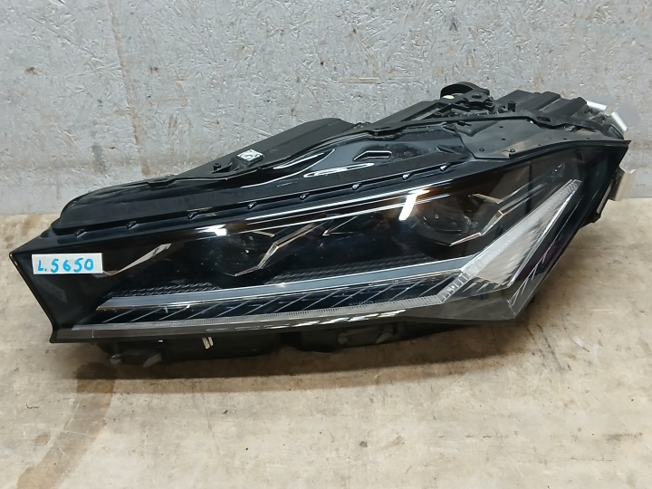 Feux phare Avant Gauche SKODA SUPERB IV 4 FULL LED 3P1941015A