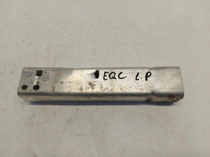 Mercedes EQC 400 W293 Absorber Aufpralldämpfer Pralldämpfer links vorne A2136200400