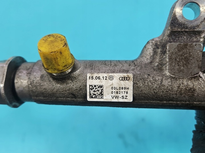 VW JETTA VI 1.6 TDI 03L089H 5WS40730AT 03L906054A 10