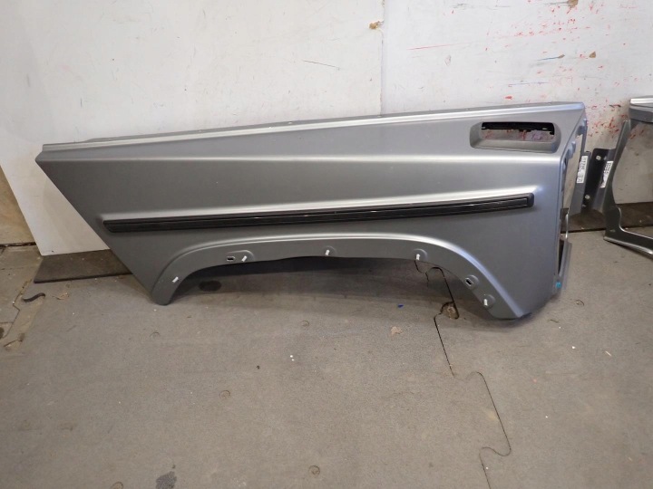 fender front front right MERCEDES G-KLASA W463 AMG 2018- A4638803500