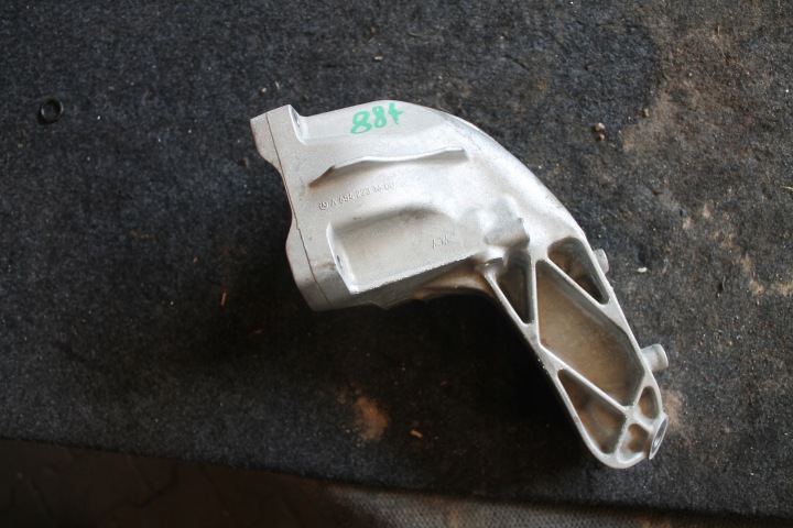 884. support MERCEDES A6542231600