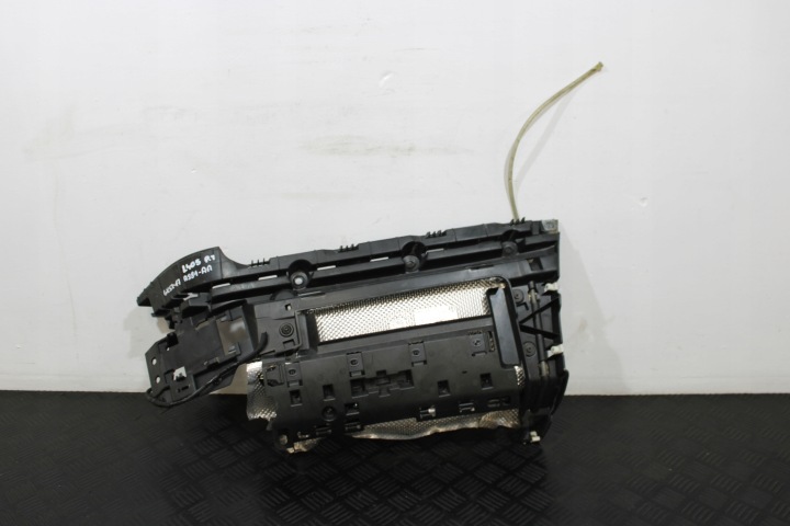 support cover TERMICZNA right rear part LAND RANGE ROVER VOGUE L405 LIFT