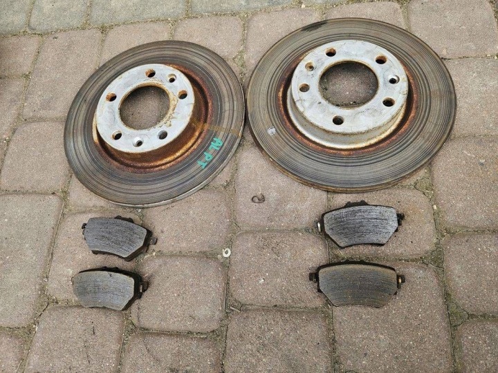 Disques Arrière Arrière Disques 1.2THP Peugeot 308 OPEL ASTRA L 6 VI