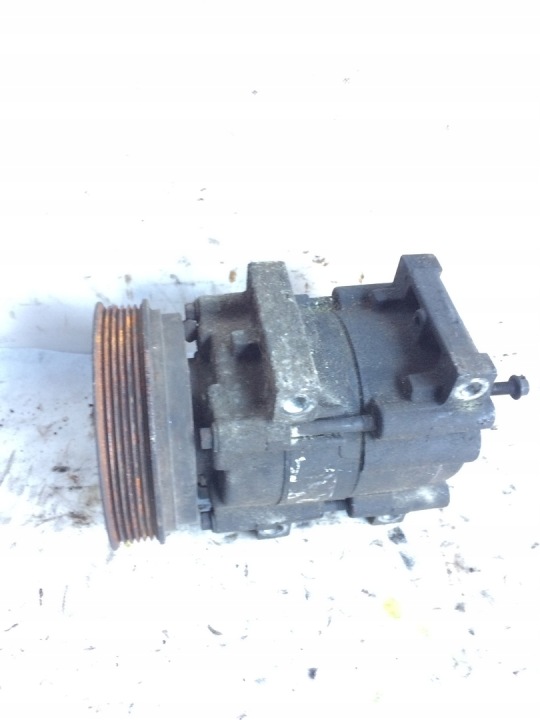 Compresseur Climatisateur air conditionné SKODA FELICIA SKODA