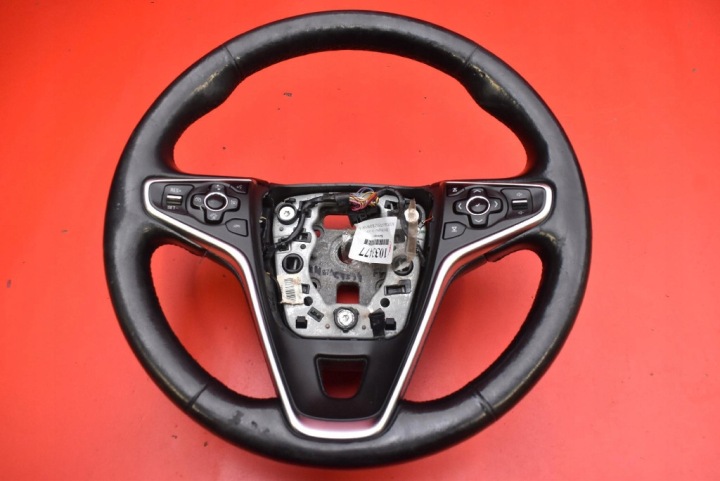 volante SKORZANA MULTIFUNKCYJNA 6244266 OPEL INSIGNIA A LIFT 13-20