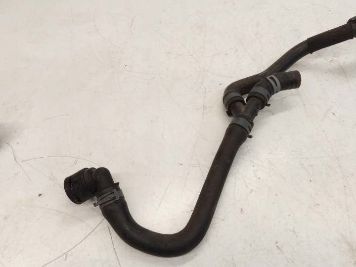 pipe hose of water AUDI VW SKODA original 5Q0121049K