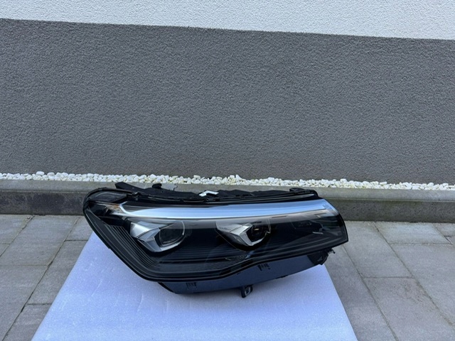 far desna VW Tiguan III 571 2024- Full Led