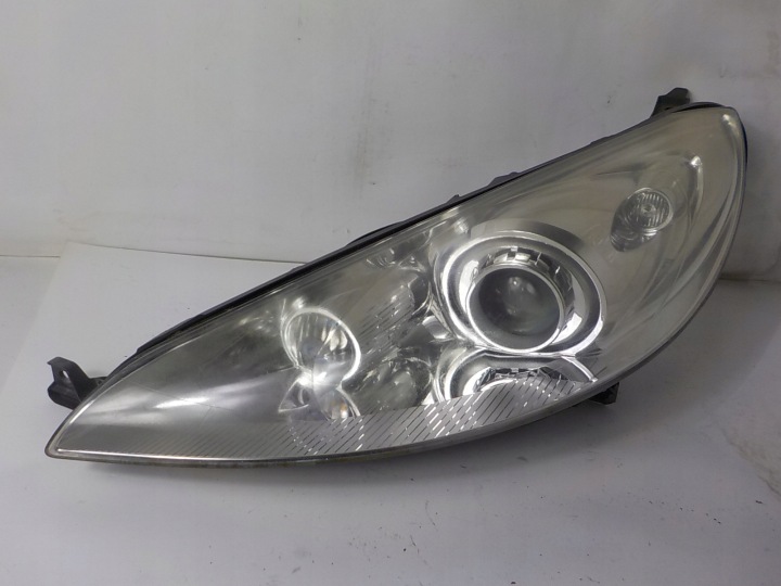 PEUGEOT 407 COUPE XENON Feux phare Droit Avant Avant UK