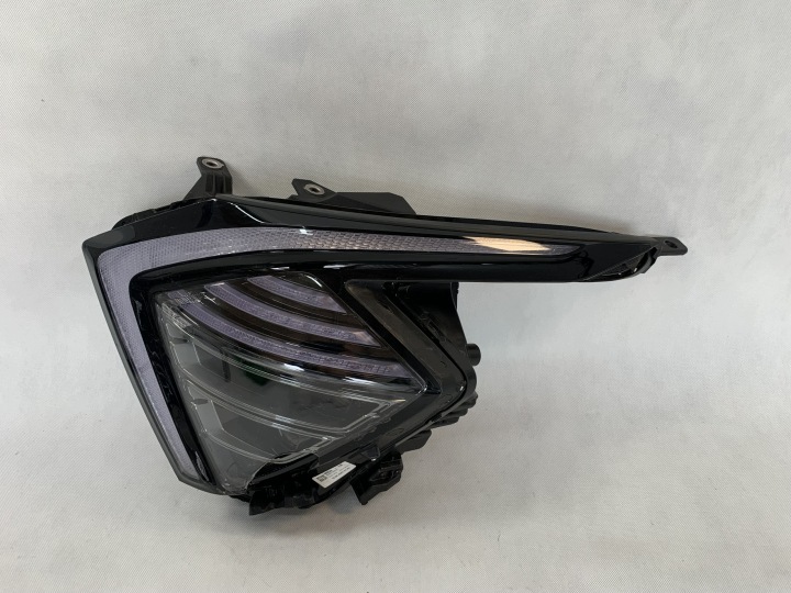 light front left reflektor Kia Sportage 5 V Fullled 21 92101-R2XXX 05.26