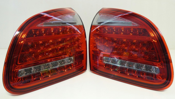 PORSCHE CAYENNE 2010-2014 7P5945093M 7P5945094M Feux phare Arrière Arrière