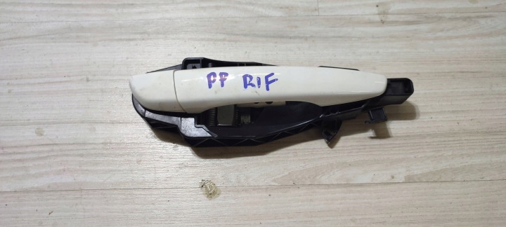 Externe Poignée Portière przednich Avant Droit Peugeot Rifter 9802977180