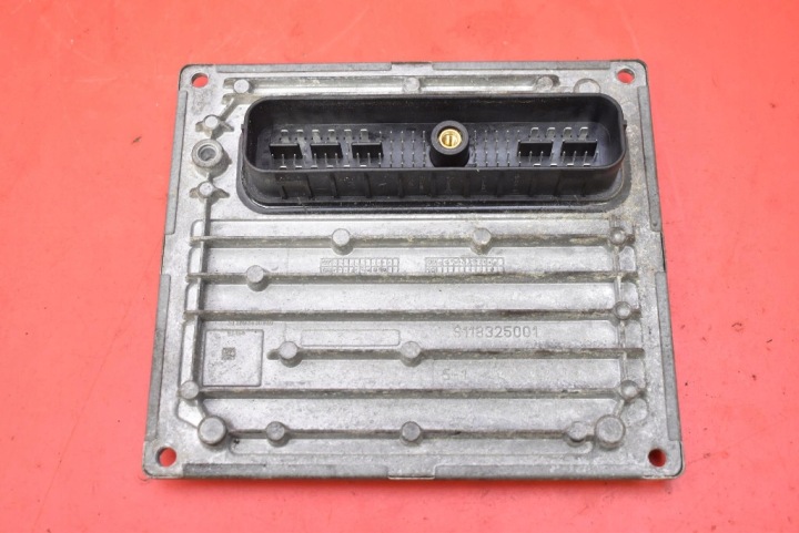 Unité de contrôle Ordinateur Moteur AM51-12A650-AA FORD FOCUS MK2 II 1.6 16V 101 KM