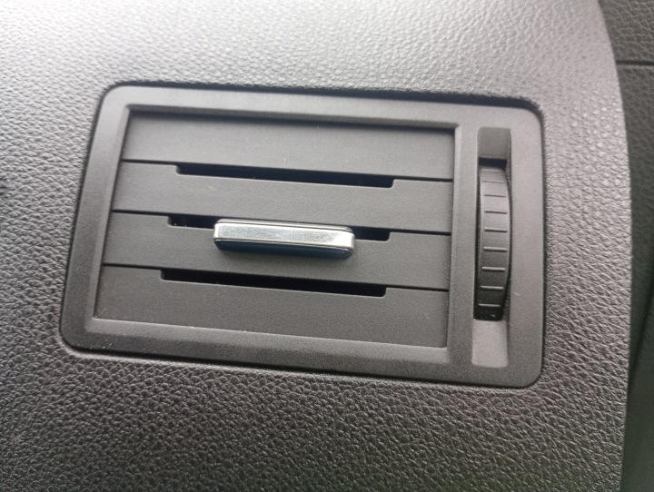 grid air conditioning devices air right of the passenger Ford C-MAX 1 and FL 07-11