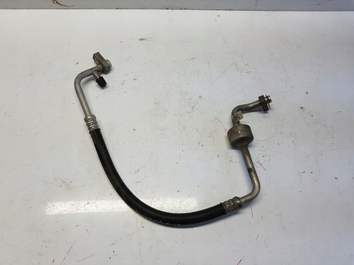 FORD MUSTANG VI 2015+ hose wiring of the air conditioning
