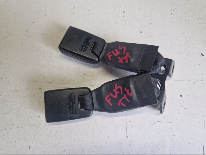 FORD FUSION MK1 ZAPINKA öv, szíj Sicherheits heck 2N1A-N613K21-AG