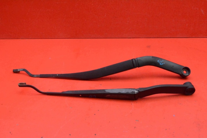 Braccio tergicristallo Anteriore EU HYUNDAI GENESIS 1 e LIFT 11-14