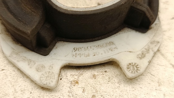 2024 Peugeot 208 II back spring rubber 9834530680 7