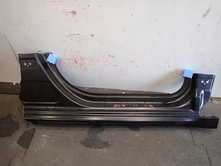 threshold right side PEUGEOT 208 2013-2019