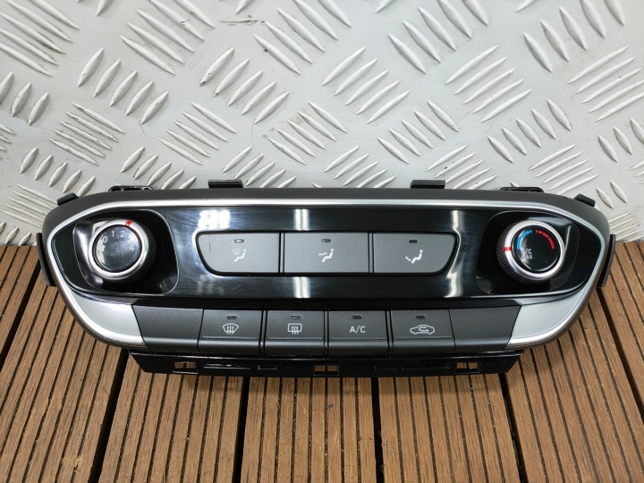 HYUNDAI I30 III 16-23 PANEL of the air conditioning of control 97250-G4021 OE