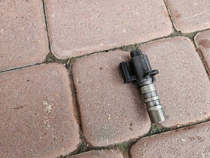 sensor sonda pompy oil olejowej 1.5D 1.5CRDI LXD Opel Astra K 55512669
