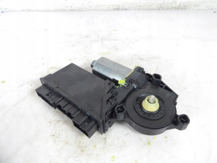 AUDI A4 B6 Motorino VETRO finestrini PORTA Portiera Destra Anteriore 8E1959802B