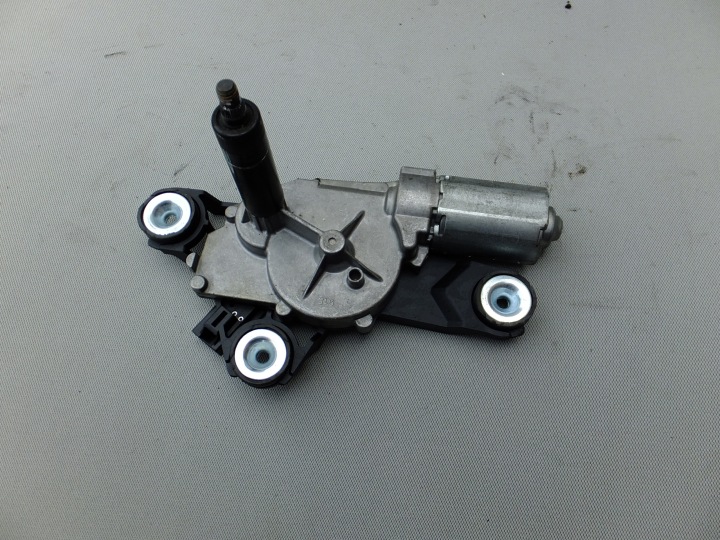 Motor des Scheibenwischers heck ford focus mk2 kombi 3M51-R17K441-AF