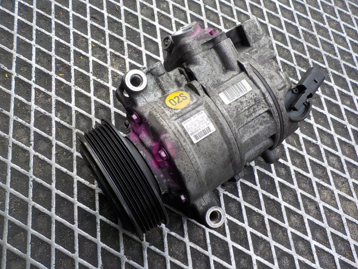 AUDI A3 II 8P 1.8 TFSI kompresor pumpa klimatizaci 8J0260805A