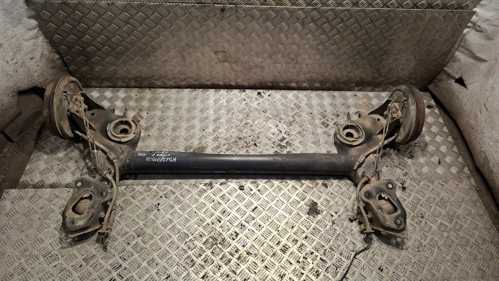 Traverse traineau berceau essieu suspension Arrière OPEL CORSA D 1.3CDTI