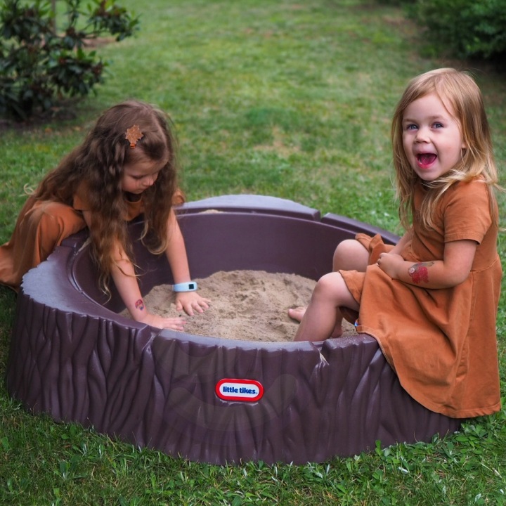 LITTLE TIKES PIASKOWNICA Z POKRYWĄ PIENIEK BASEN 2W1 Marka Little Tikes