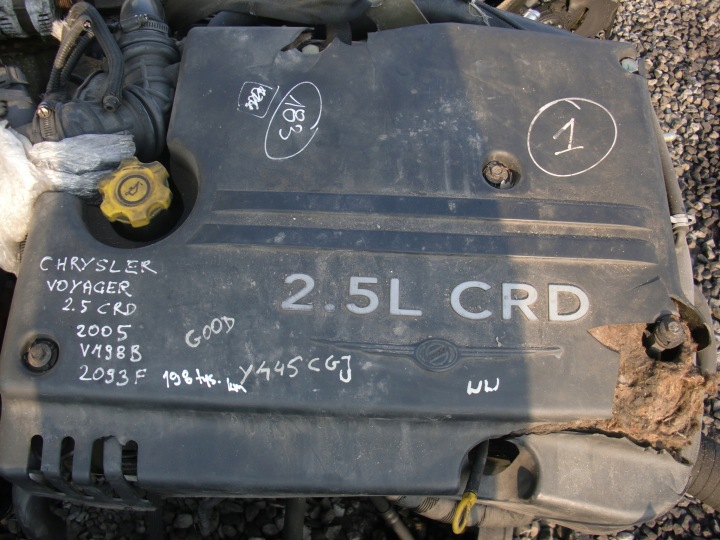 CHRYSLER VOYAGER IV 2.5CRD 2001 Motor VM98B 2093F Säule 198 TYS KM