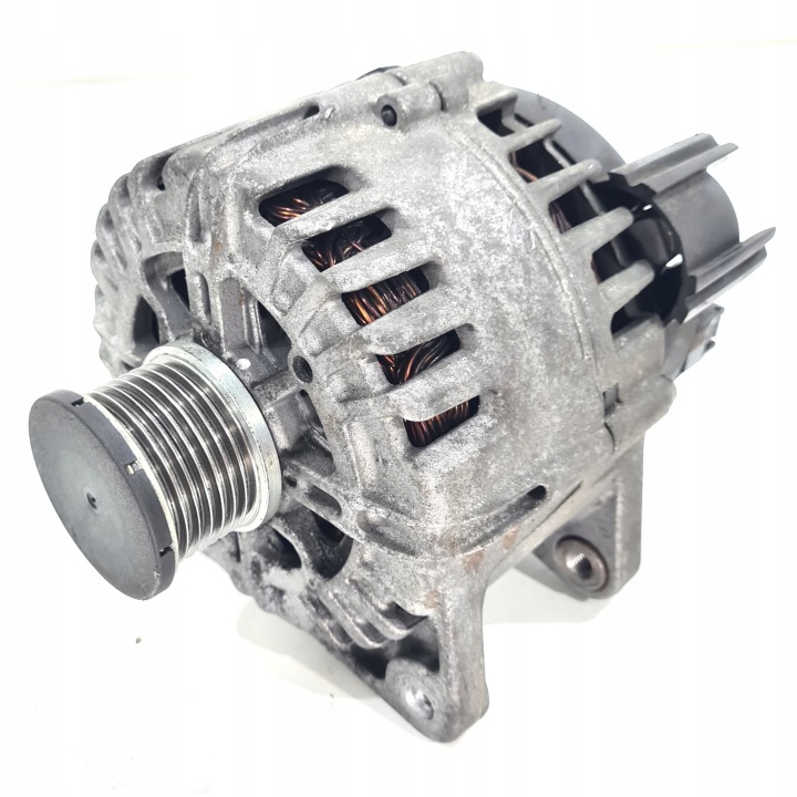 alternator RENAULT TRAFIC III IV 2.0 DCI 231008648R