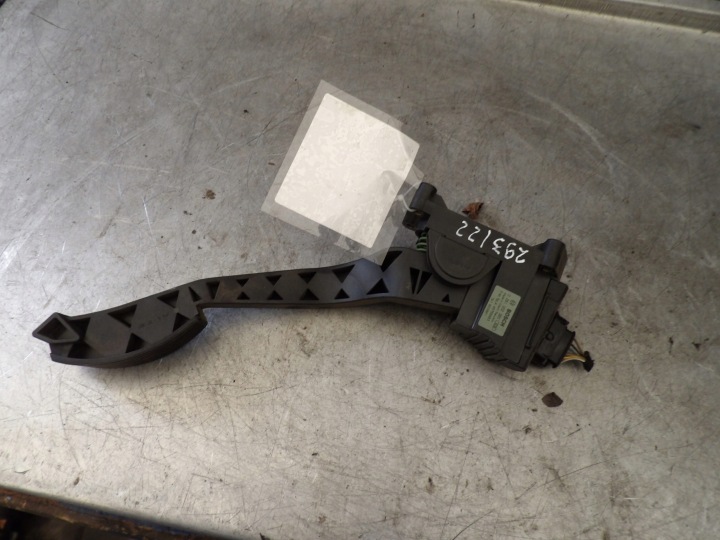 PEDALE PEDALIERA ACCELERATORE ALFA ROMEO 147 0281002380 46755863