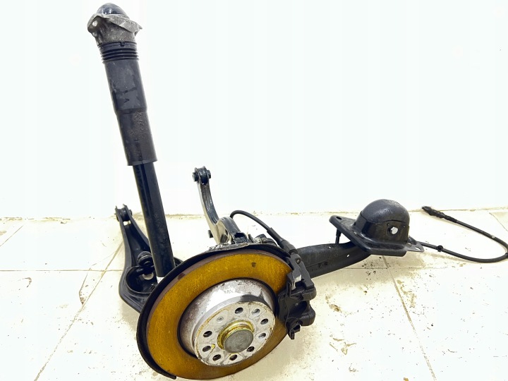 Achsschenkel Radnabe Radlager Bremssattel Bremse Sattel schenkel Querlenker rechts heck VW PASSAT B8 KOMBI 2.0 TDI