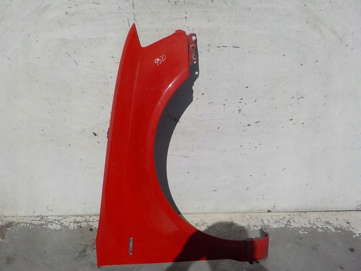 950 AUDI A3 II 8P LIFT 08-12 blatník pravý předek přední