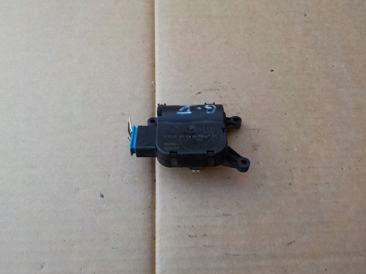 moteur réchauffement vw golf V 1K0907511 2007r