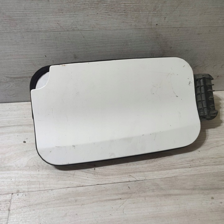 Tankklappe des Kraftstoffsbehälters Peugeot Rifter