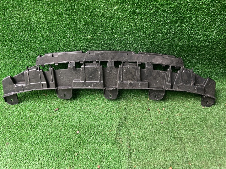 Audi TT 2006- Traversa accessori Paraurti Anteriore 8J0807233